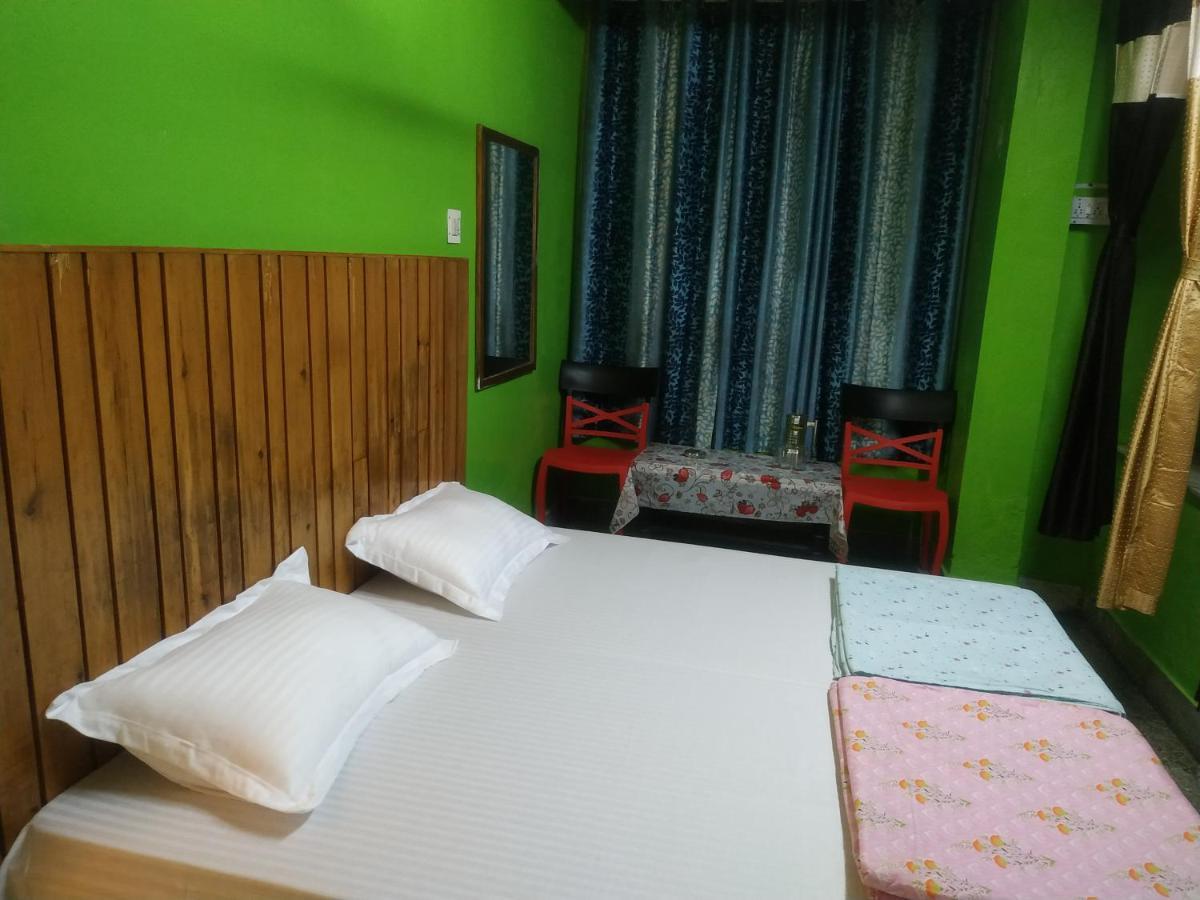 دارامشالا Sunrise Tourist Home المظهر الخارجي الصورة