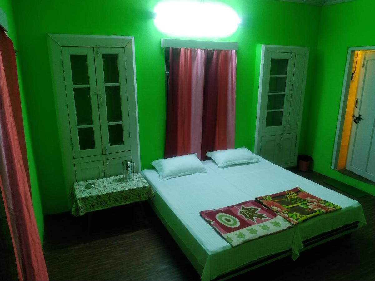 دارامشالا Sunrise Tourist Home المظهر الخارجي الصورة