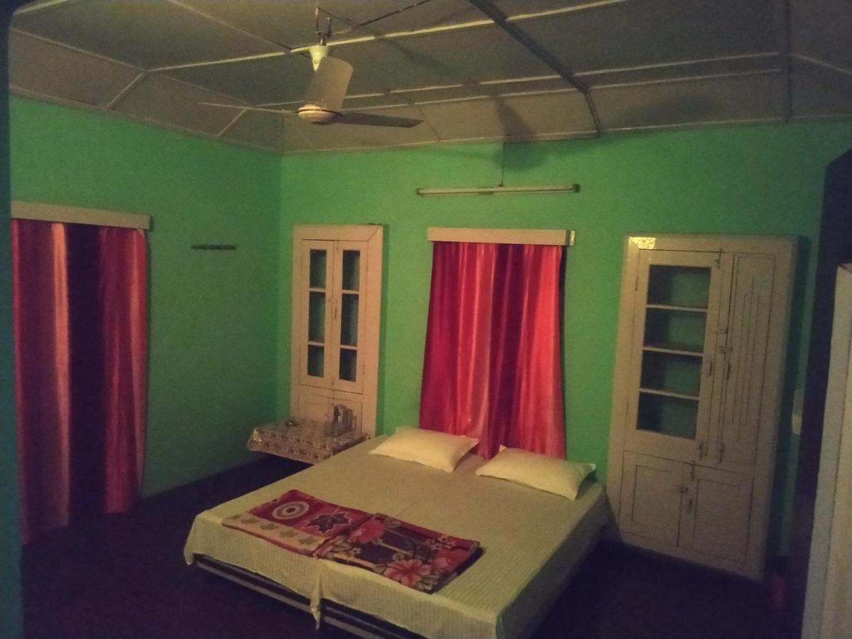 دارامشالا Sunrise Tourist Home المظهر الخارجي الصورة