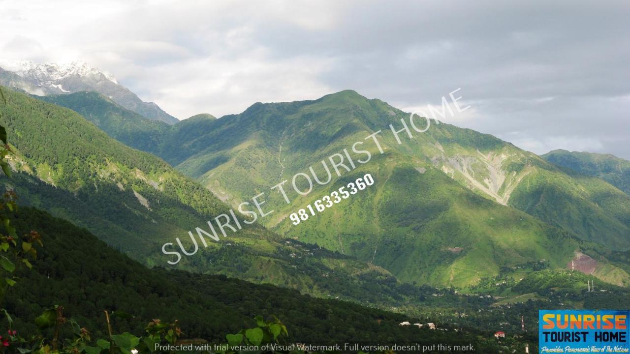 دارامشالا Sunrise Tourist Home المظهر الخارجي الصورة