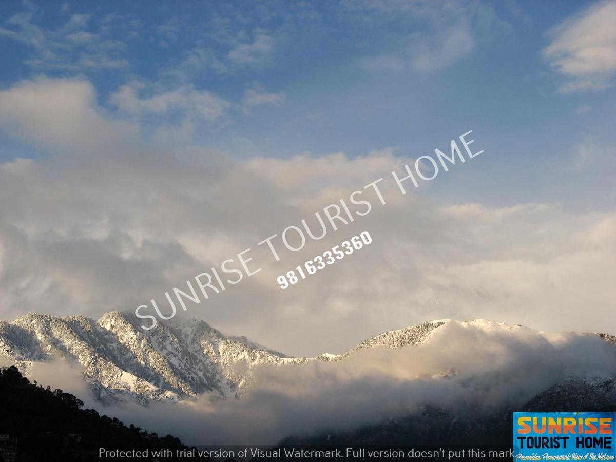 دارامشالا Sunrise Tourist Home المظهر الخارجي الصورة
