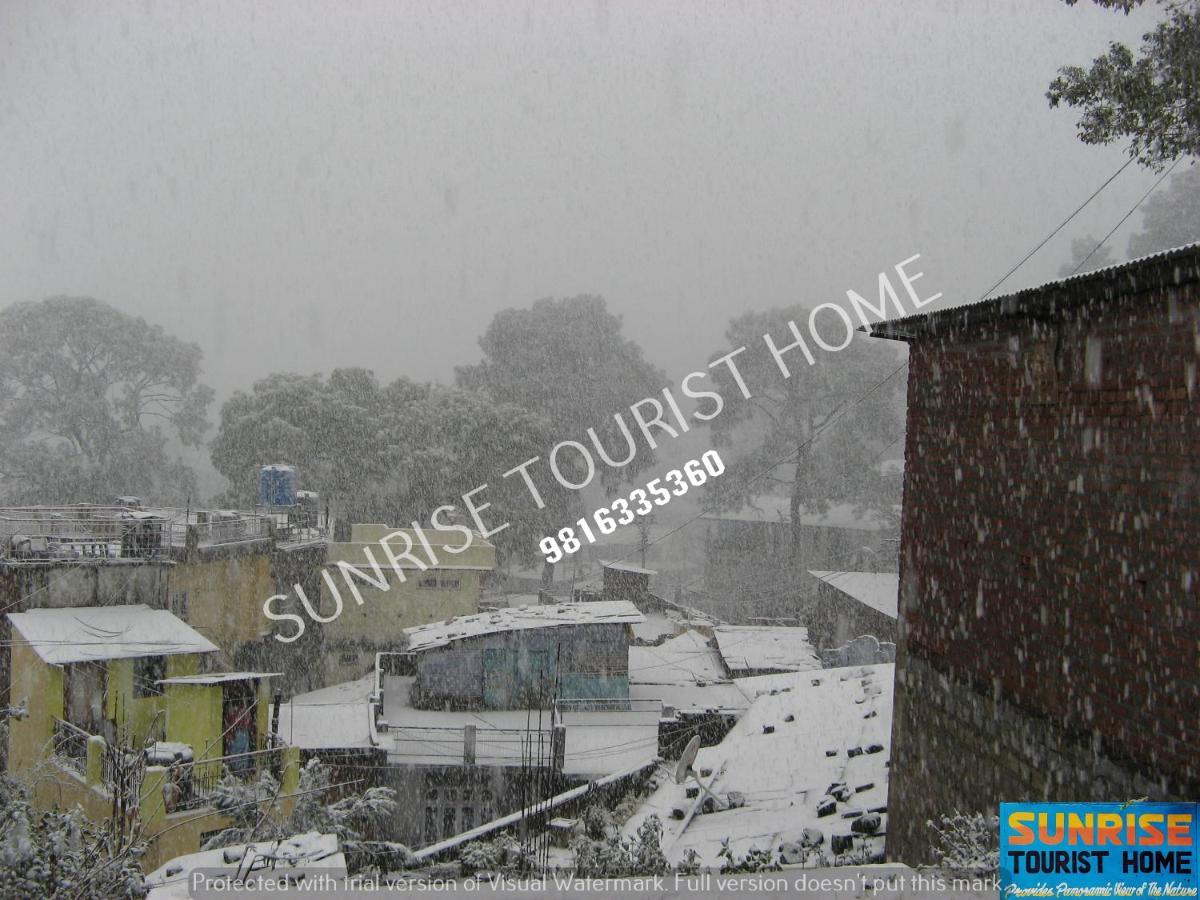 دارامشالا Sunrise Tourist Home المظهر الخارجي الصورة
